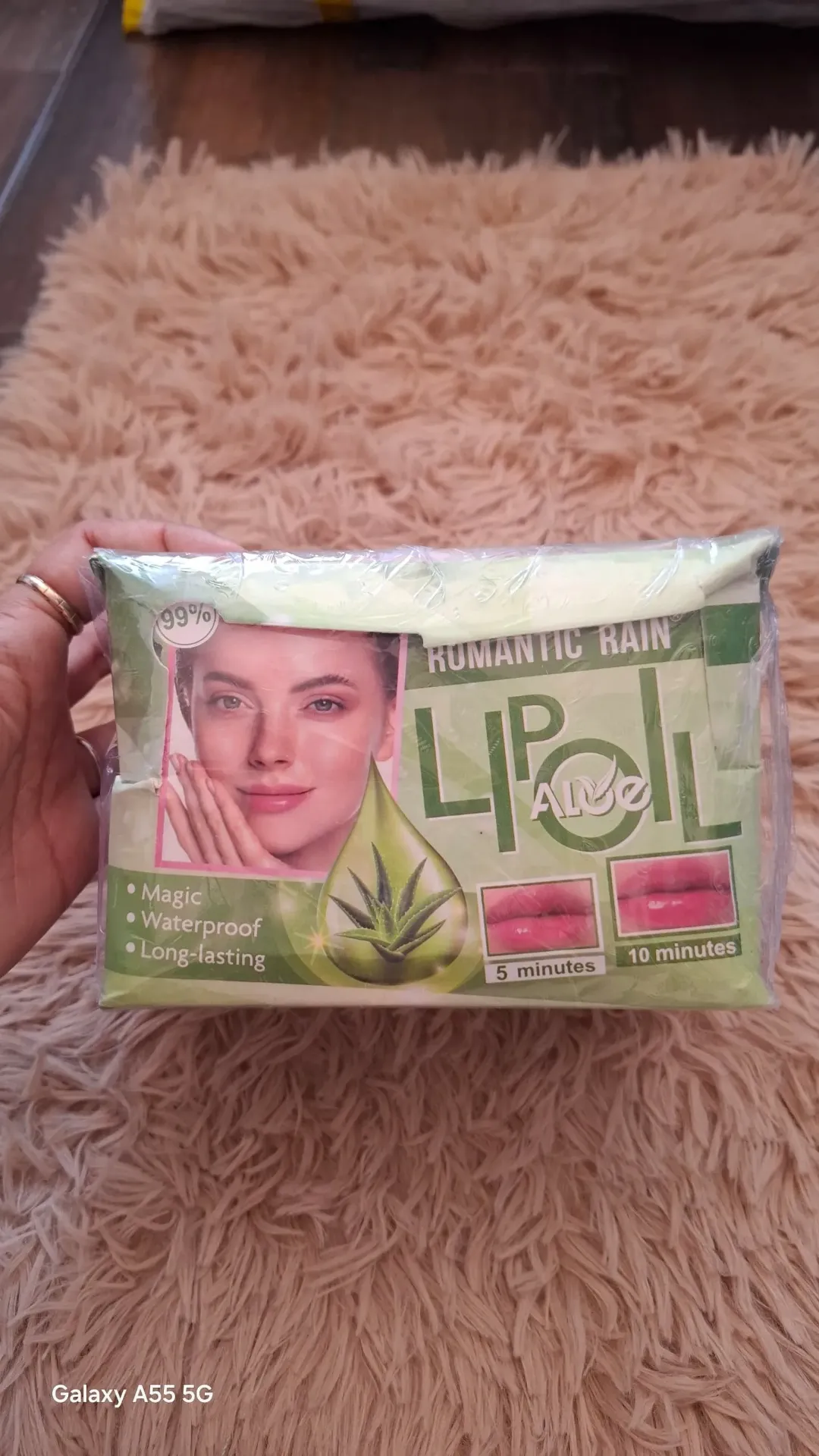 Brillo de labios liso