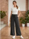 Pantaloneta de rayas con cordón