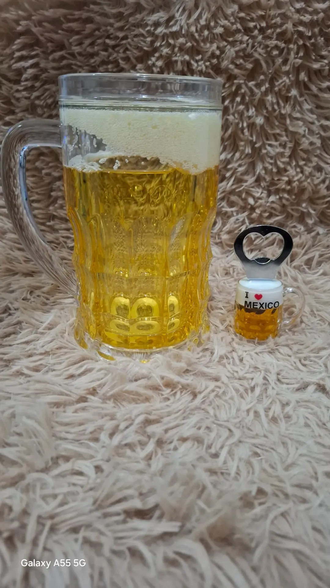 Jarra de Cerveza con abridor
