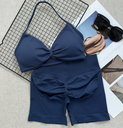 Set deportivo de top corto y short de licra