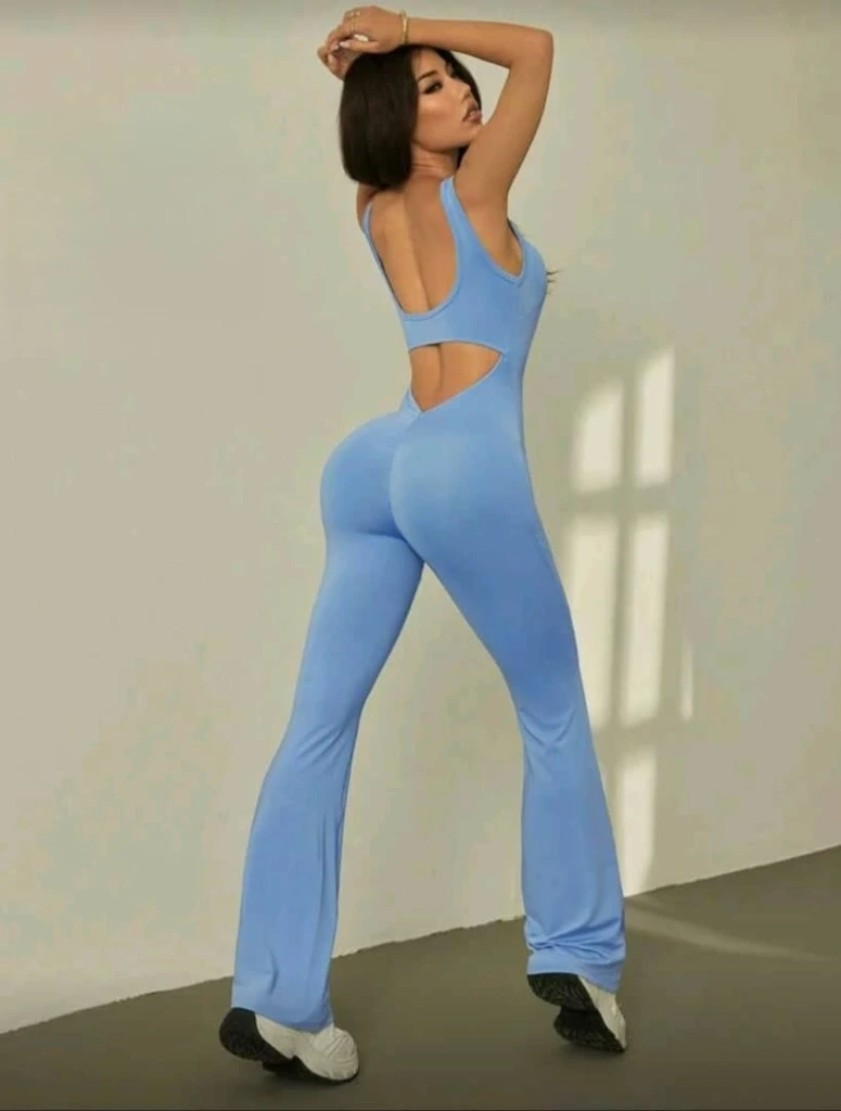 Enterizo deportivo pierna ancha