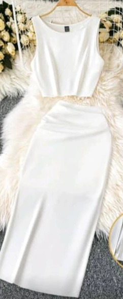 Set de top corto y saya larga Blanco