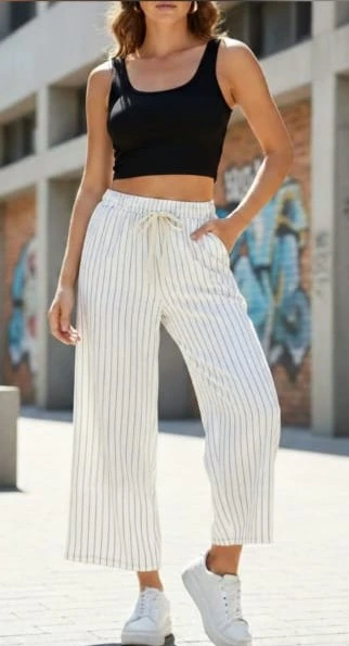 Pantaloneta de rayas con cordón