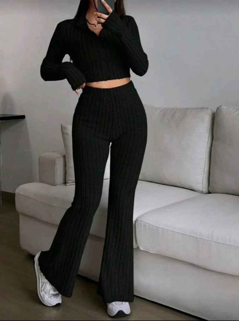 Set de enguatada y pantaloneta estilo espagueti