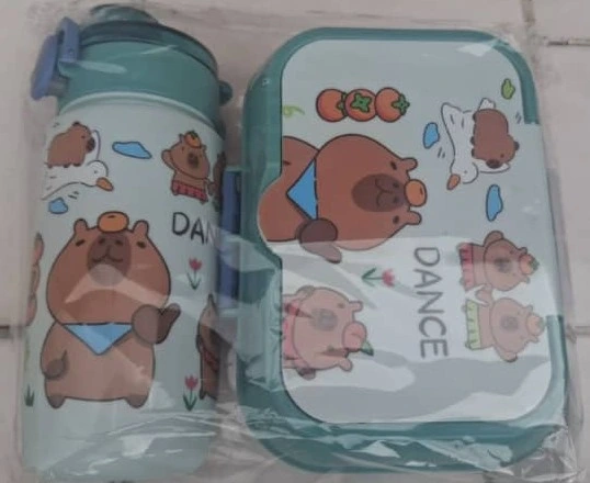 Set de lonchera y pomo con diseño de capibara