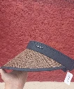 Viceras beige con banda negra