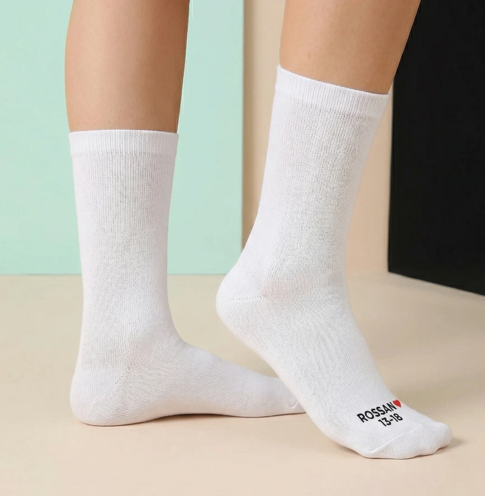Medias largas escolares blancas