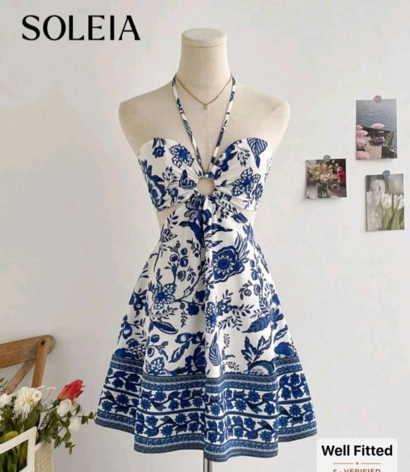 Vestido strapless Blanco y Azul con Flores